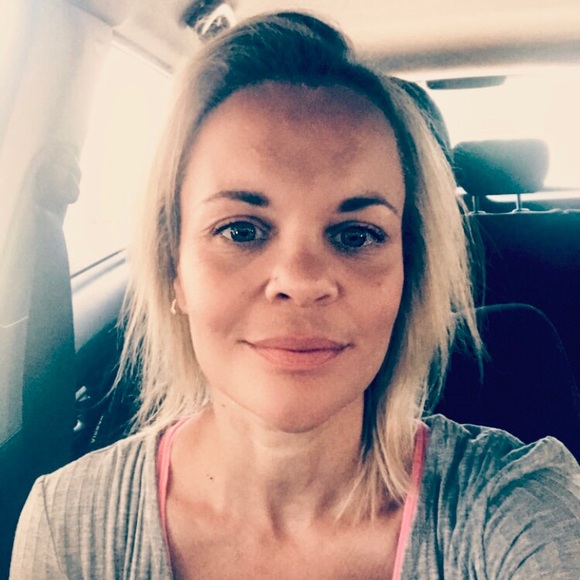 Meet your Posher, Jaclyn - Picture 1 of 1